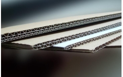 瓦(wa)楞紙(zhi)箱變(bian)軟的(de)四大(da)原因(yin)