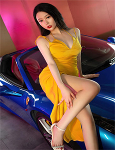 《初中女生喊疼男生往里寨游戏-输了让同学玩全部位置游戏》